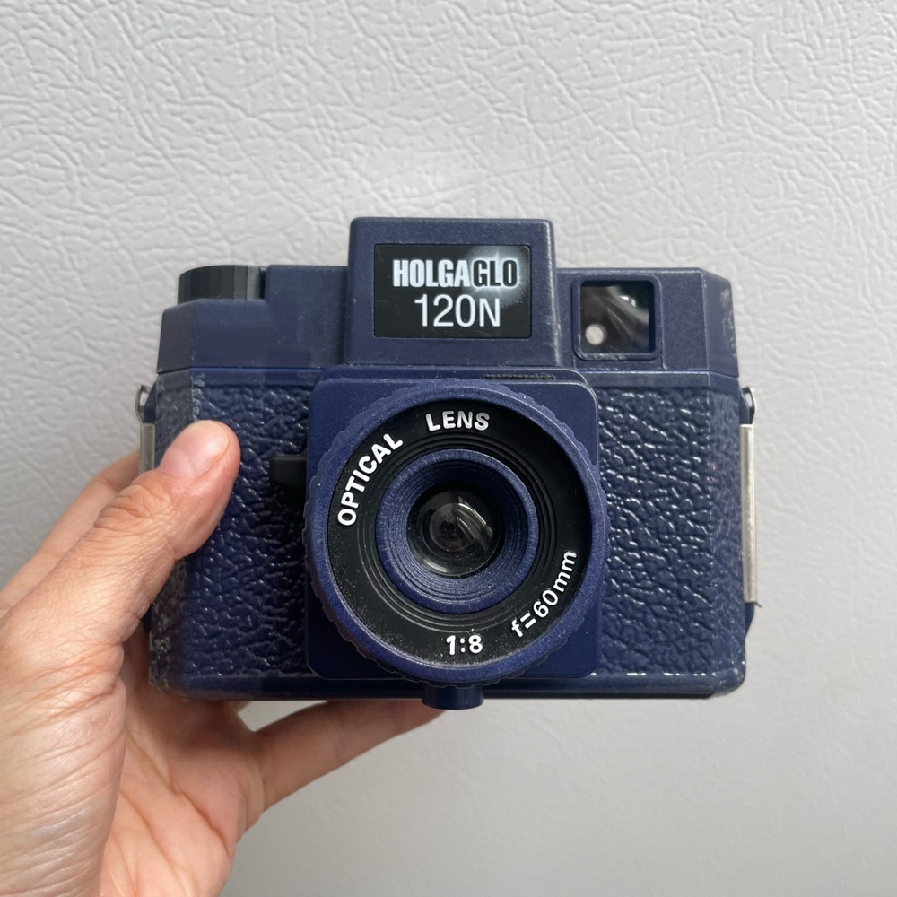 HOLGA 120N GLOW Blue